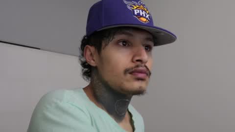 - trieone online show from 02/26/25, 04:58