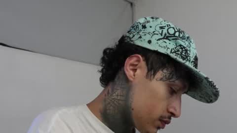 - trieone online show from 03/06/25, 04:30