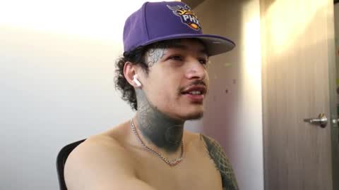 - trieone online show from 09/23/25, 11:02