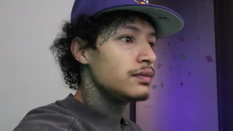 Snapshot of trieone chatting on 12/20/25, 11:06 - trieone online show from 12/20/25, 11:06