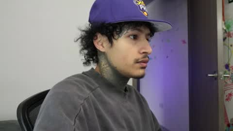 Snapshot of trieone chatting on 02/01/26, 04:38 - trieone online show from 02/01/26, 04:38