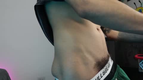 Snapshot of trieone chatting on 03/14/26, 03:06 - trieone online show from 03/14/26, 03:06