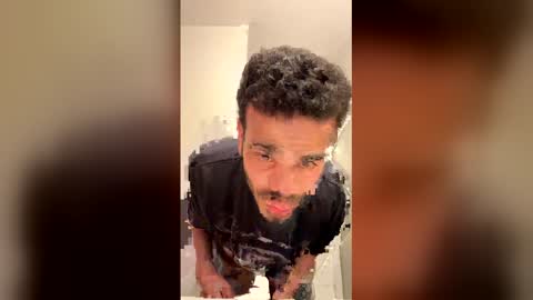 trifling_smok3 online show from 04/11/26, 11:09