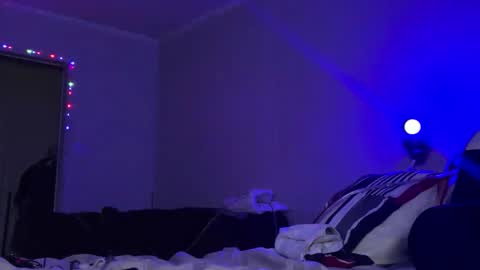 Snapshot of triggerhappynjenn chatting on 12/12/24, 11:18 Trigger happy online show from 12/12/24, 11:18