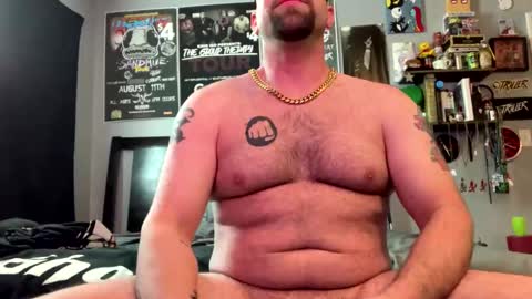 Snapshot of triller402 chatting on 02/01/26, 10:36 triller402 online show from 02/01/26, 10:36