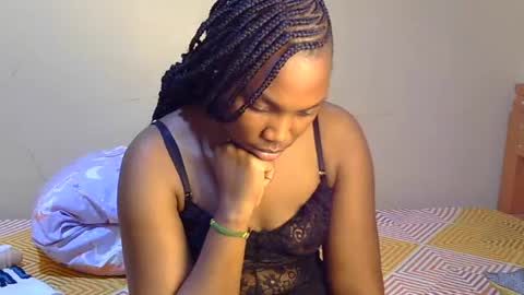 Snapshot of trina_z chatting on 07/06/26, 08:00 trina_z online show from 07/06/26, 08:00