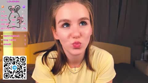 Snapshot of trinahillier chatting on 12/04/25, 07:22 Bubbles online show from 12/04/25, 07:22