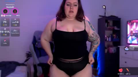 Snapshot of trinititi chatting on 09/30/25, 07:35 Tina online show from 09/30/25, 07:35