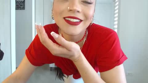 Snapshot of trinity_prestige chatting on 02/04/25, 04:18 TRINITY online show from 02/04/25, 04:18