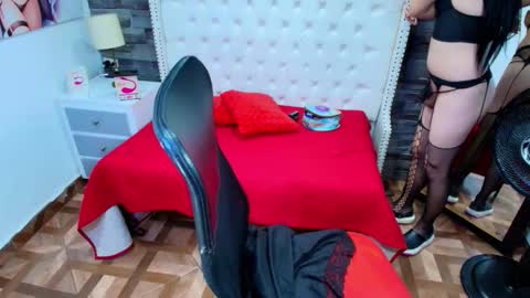 Snapshot of trinity_tsx chatting on 02/17/26, 05:52 SOFIA online show from 02/17/26, 05:52