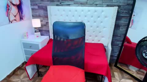 Snapshot of trinity_tsx chatting on 03/05/26, 06:26 SOFIA online show from 03/05/26, 06:26