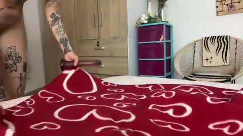 Snapshot of trinitysecrets chatting on 02/28/25, 08:28 trinitysecrets online show from 02/28/25, 08:28