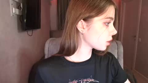 Snapshot of tripleprinces chatting on 02/21/25, 05:20 tripleprinces online show from 02/21/25, 05:20