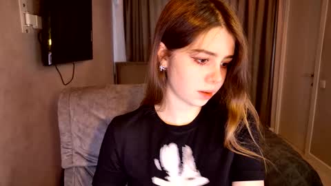 Snapshot of tripleprinces chatting on 01/19/26, 07:01 tripleprinces online show from 01/19/26, 07:01