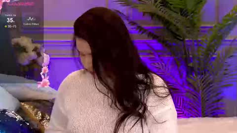 Snapshot of trisha_winslet chatting on 02/22/25, 06:06 trisha_winslet online show from 02/22/25, 06:06