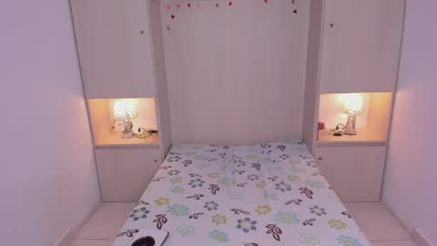 Snapshot of trishamoon chatting on 04/02/26, 04:10 TRISHA online show from 04/02/26, 04:10