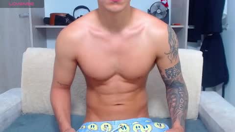 tristan bm online show from 12/01/25, 01:27