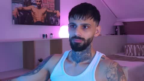 Snapshot of tristangreyaura chatting on 03/09/26, 06:50 Trystan Grey online show from 03/09/26, 06:50