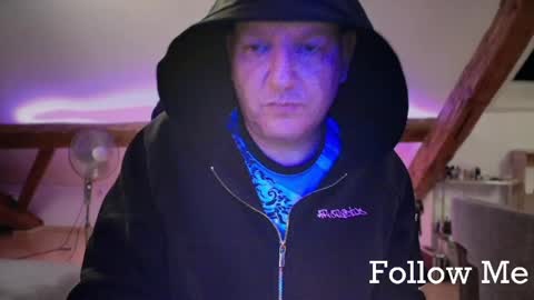 Triton online show from 05/22/26, 12:51