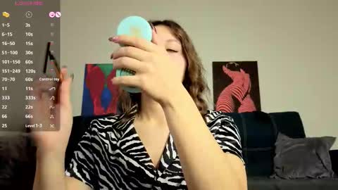 trixibell online show from 11/27/25, 04:36