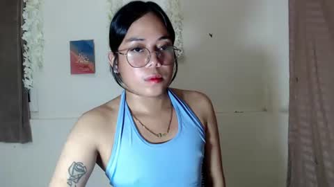 Snapshot of trixie_foxslut chatting on 11/04/25, 02:38 trixie_foxslut online show from 11/04/25, 02:38
