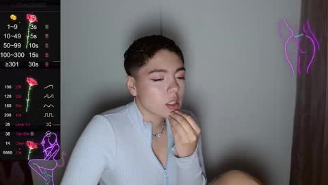 Snapshot of trixie_tangg chatting on 03/11/25, 10:53 Kitty online show from 03/11/25, 10:53