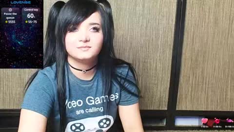 trixiedoescamcam online show from 01/11/25, 01:27