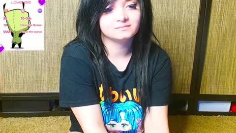 trixiedoescamcam online show from 03/08/25, 04:23