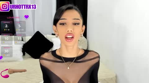 trixieemerald online show from 12/20/25, 10:28