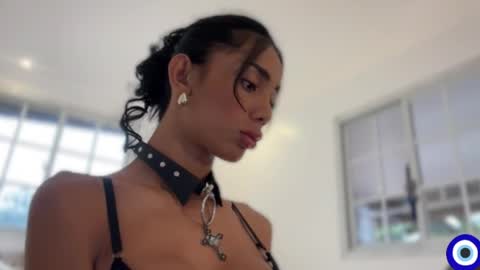 Snapshot of trixieemerald chatting on 05/27/26, 11:24 trixieemerald online show from 05/27/26, 11:24