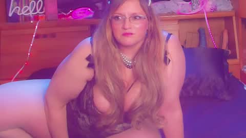 trixstarchik online show from 03/01/25, 06:00