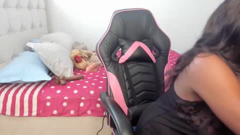 Taria online show from 03/01/25, 12:01