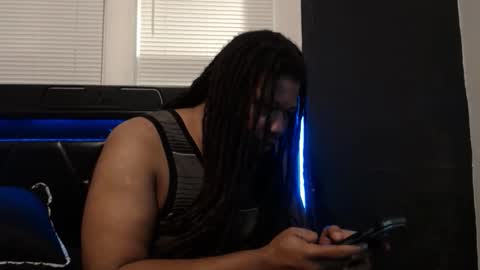 Trmdstrong online show from 10/15/25, 03:28