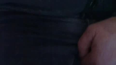 Snapshot of trobelle chatting on 03/25/26, 01:06 trobelle online show from 03/25/26, 01:06