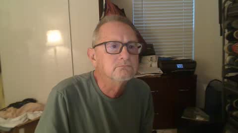 Snapshot of troffer1020 chatting on 01/21/25, 10:30 Troffer online show from 01/21/25, 10:30