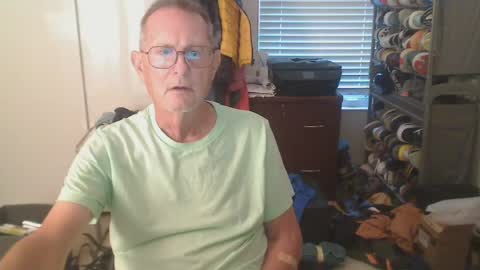 Snapshot of troffer1020 chatting on 07/01/26, 12:12 Troffer online show from 07/01/26, 12:12