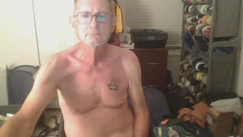 Snapshot of troffer1020 chatting on 07/02/26, 01:05 Troffer online show from 07/02/26, 01:05