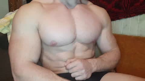 Snapshot of troncq chatting on 01/27/25, 02:46 Troncq online show from 01/27/25, 02:46