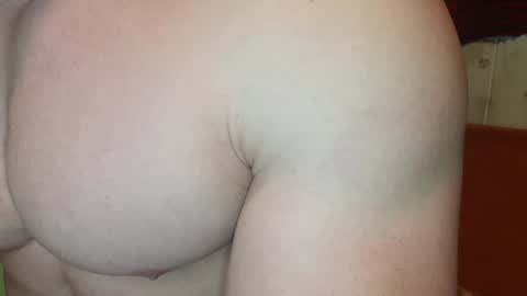 Snapshot of troncq chatting on 01/31/25, 07:39 Troncq online show from 01/31/25, 07:39