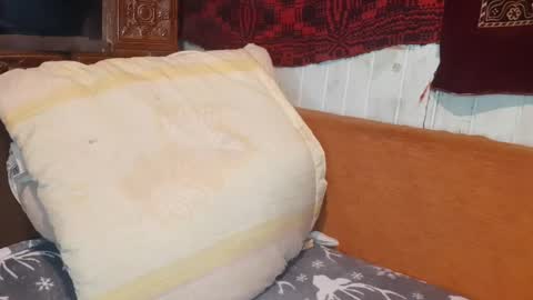 Snapshot of troncq chatting on 02/19/25, 07:06 Troncq online show from 02/19/25, 07:06