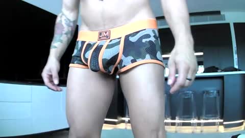 Snapshot of tropicalmadness chatting on 03/02/25, 04:50 Archie Torres online show from 03/02/25, 04:50