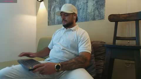 Troy online show from 05/02/26, 01:54