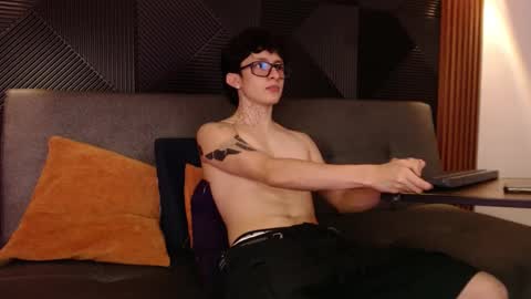 Troy online show from 03/10/25, 08:56