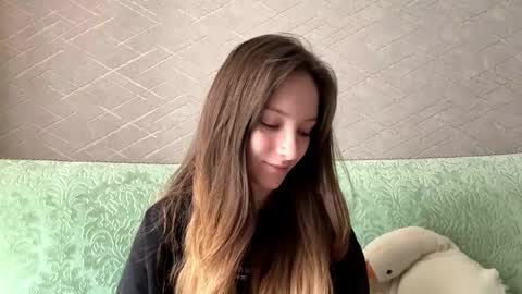 Snapshot of troybailly chatting on 03/07/26, 08:22 Hello Viola here Help me to make 50 thumbs up 333 online show from 03/07/26, 08:22