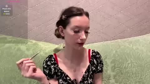 Hello Viola here   Help me to make 50 thumbs up 333 online show from 04/28/26, 04:12