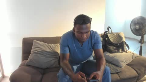 Snapshot of troykhalil chatting on 04/30/26, 10:14 Troy Khalil online show from 04/30/26, 10:14