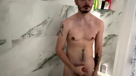 Snapshot of trretryn chatting on 12/20/25, 04:08 trretryn online show from 12/20/25, 04:08