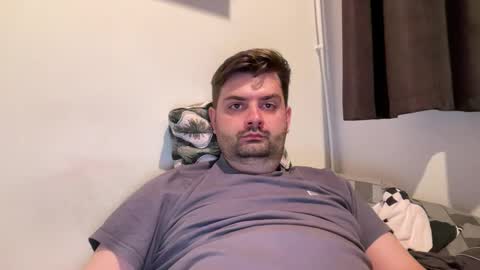 Snapshot of trustmelove chatting on 12/23/24, 06:16 Trustmelove online show from 12/23/24, 06:16