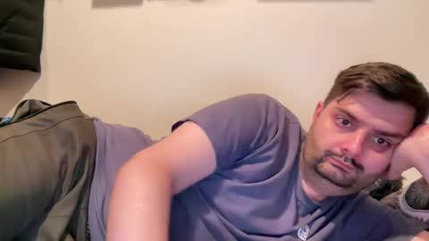 Snapshot of trustmelove chatting on 12/25/24, 07:02 Trustmelove online show from 12/25/24, 07:02