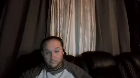 Snapshot of truthiness2019 chatting on 11/30/25, 07:12 truthiness2019 online show from 11/30/25, 07:12